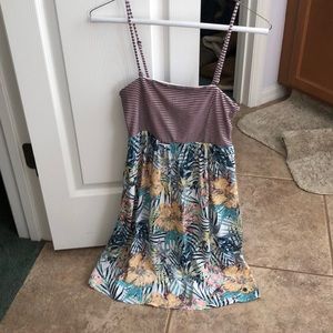 Roxy Beach Cover up, Size small